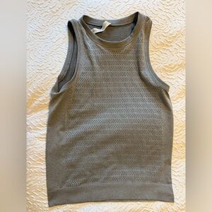 Lululemon swiftly breeze tank